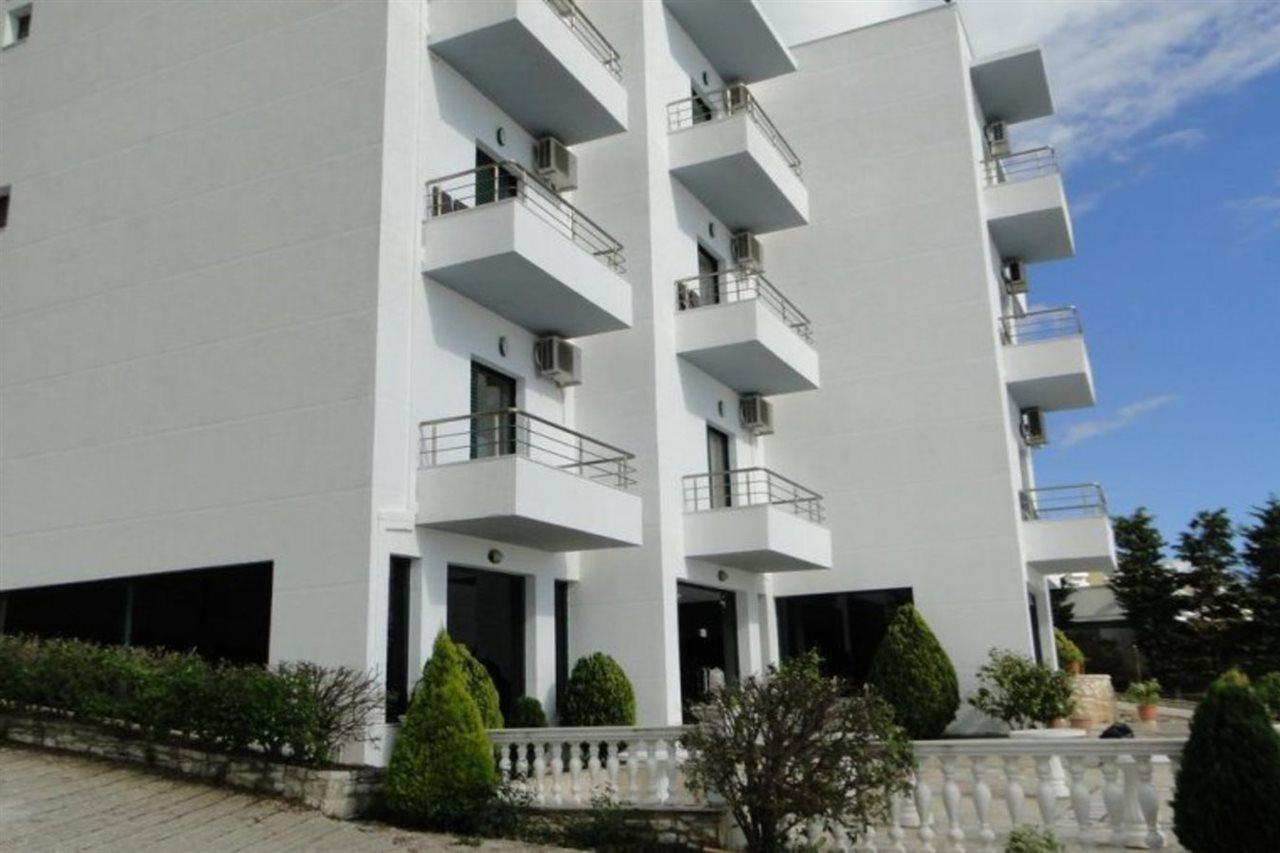 Perla Hotel Saranda Extérieur photo