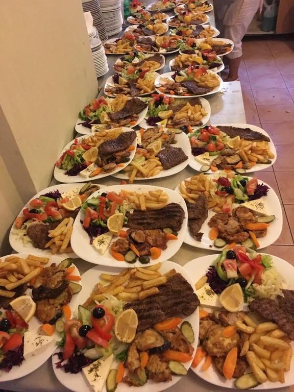 Perla Hotel Saranda Extérieur photo