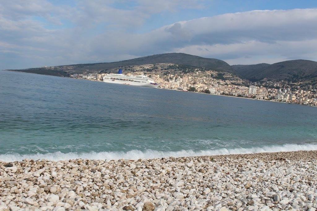 Perla Hotel Saranda Extérieur photo