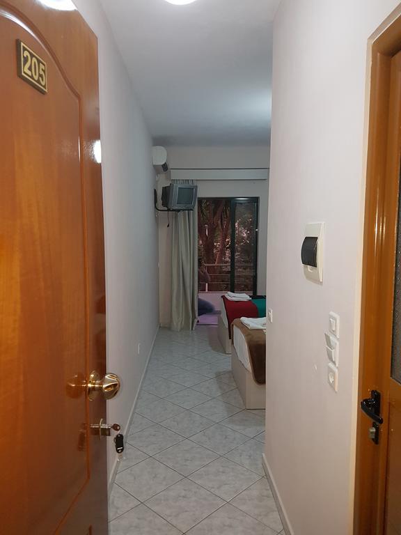 Perla Hotel Saranda Extérieur photo