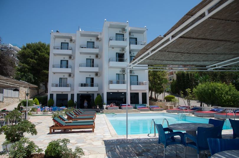 Perla Hotel Saranda Extérieur photo