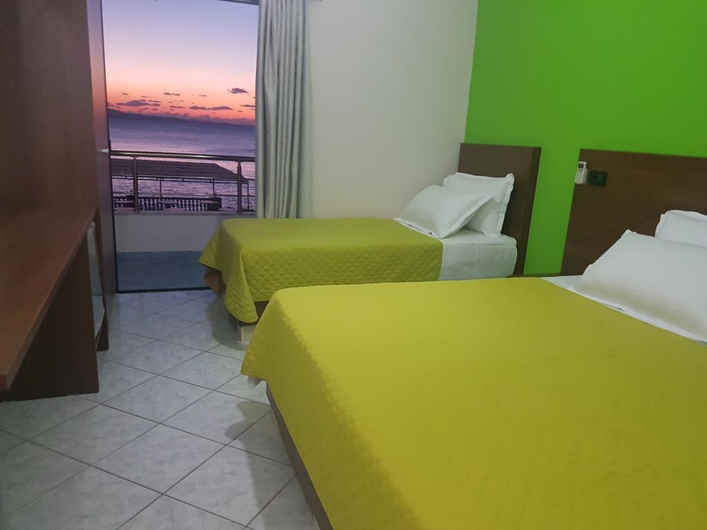 Perla Hotel Saranda Extérieur photo